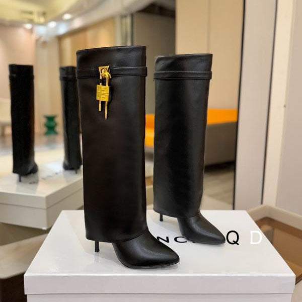 WOMEN BOOTS