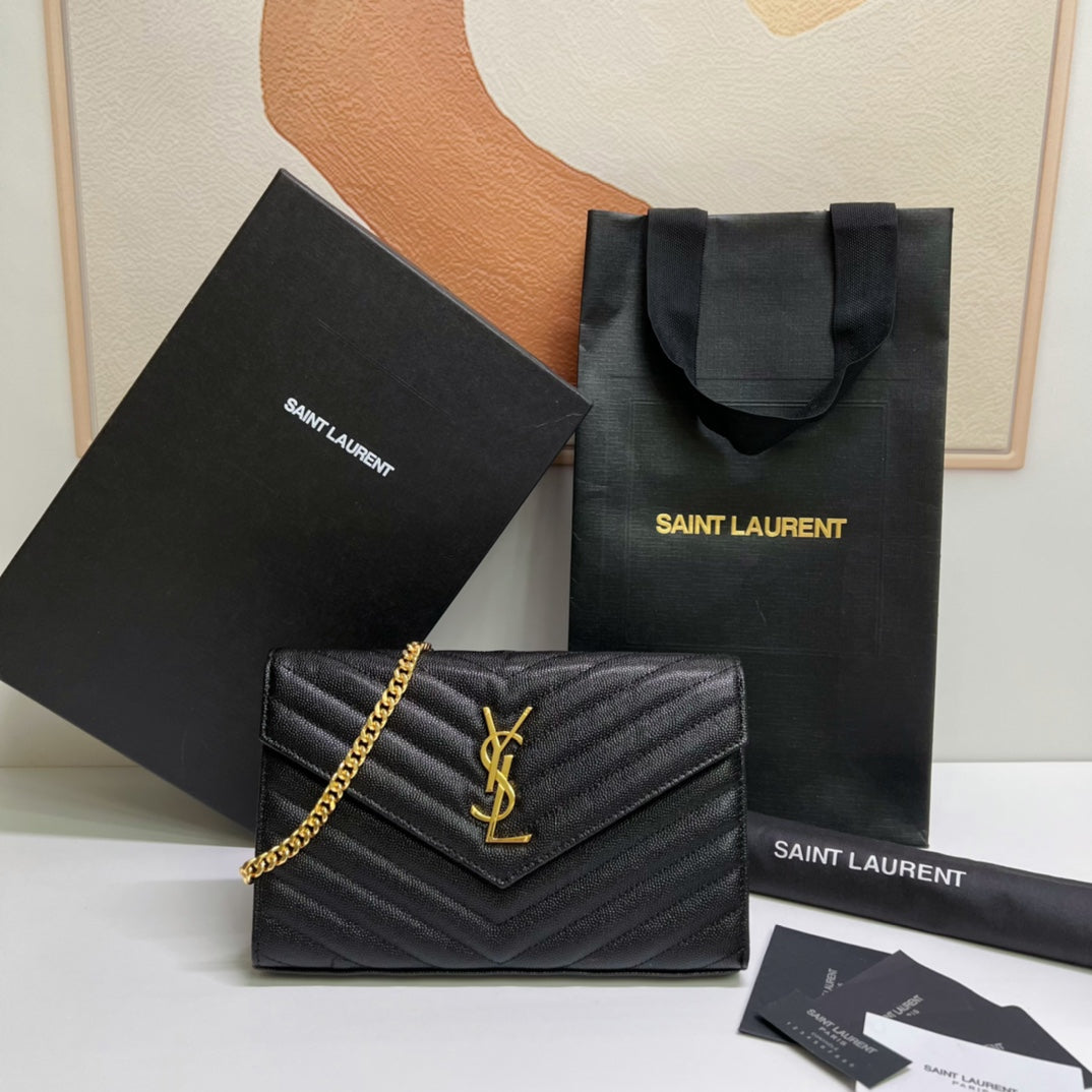 WOMEN BAGS