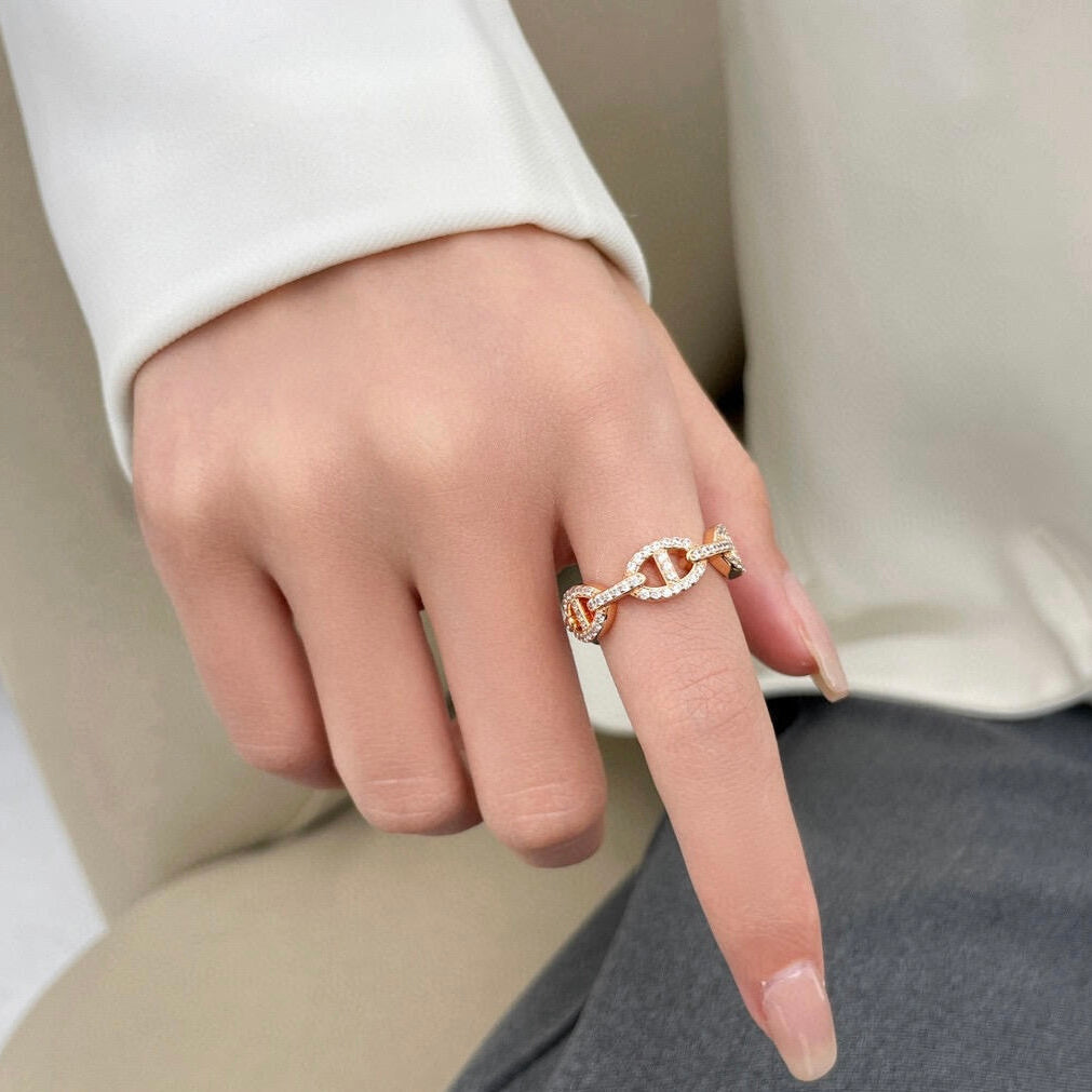 Classy Link Ring (in gold, silver & rose gold)