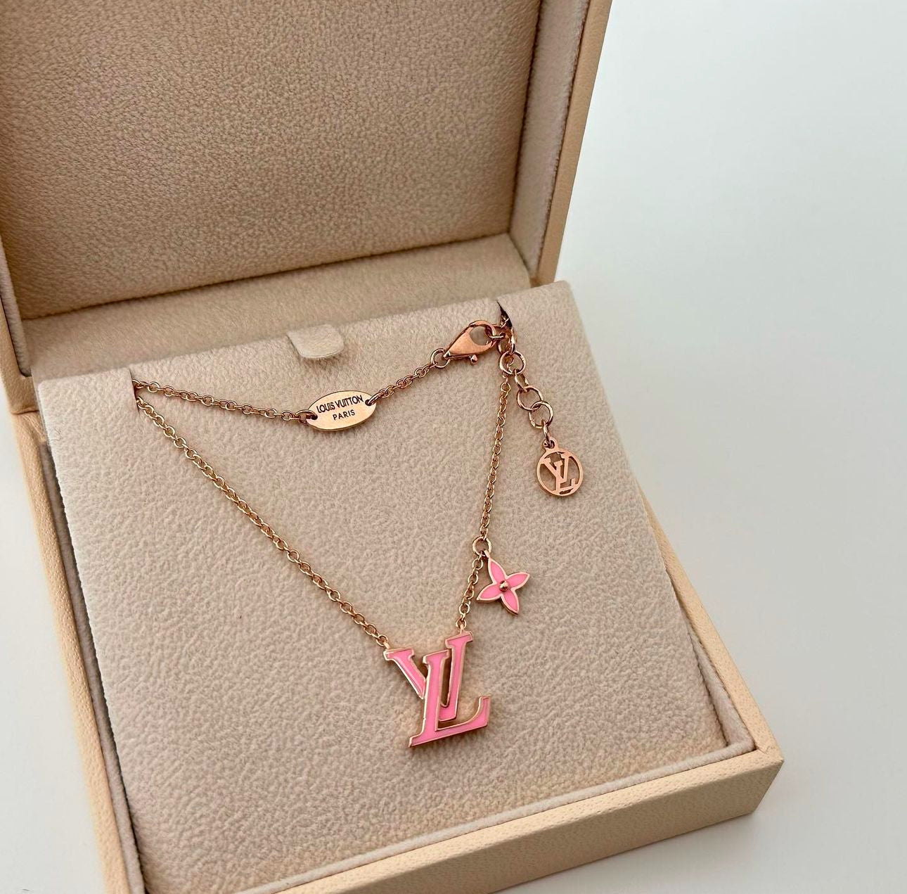 Mia Pink Necklace