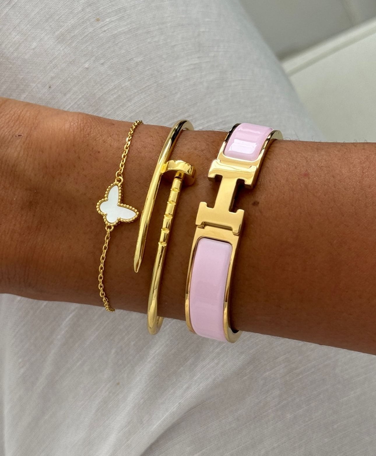 Classy He’mes Bracelet (many colours)