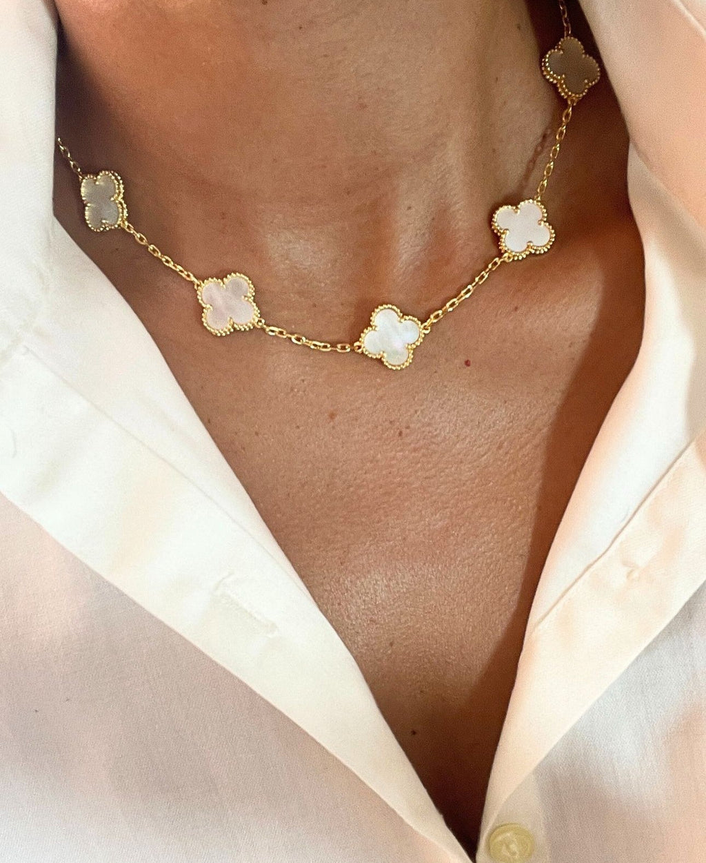 Multi Clover Gold Pearl White VC Necklace