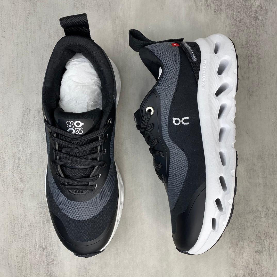 LW Sneakers