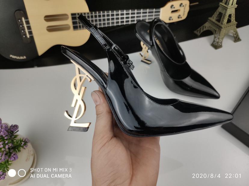 Sculpted Heel Ankle Strap Sandals
