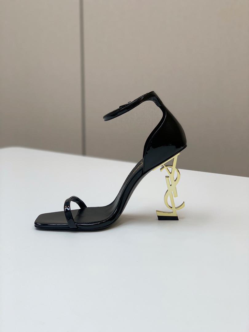 Sculpted Heel Ankle Strap Sandals