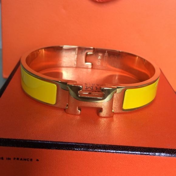 Classy He’mes Bracelet (many colours)