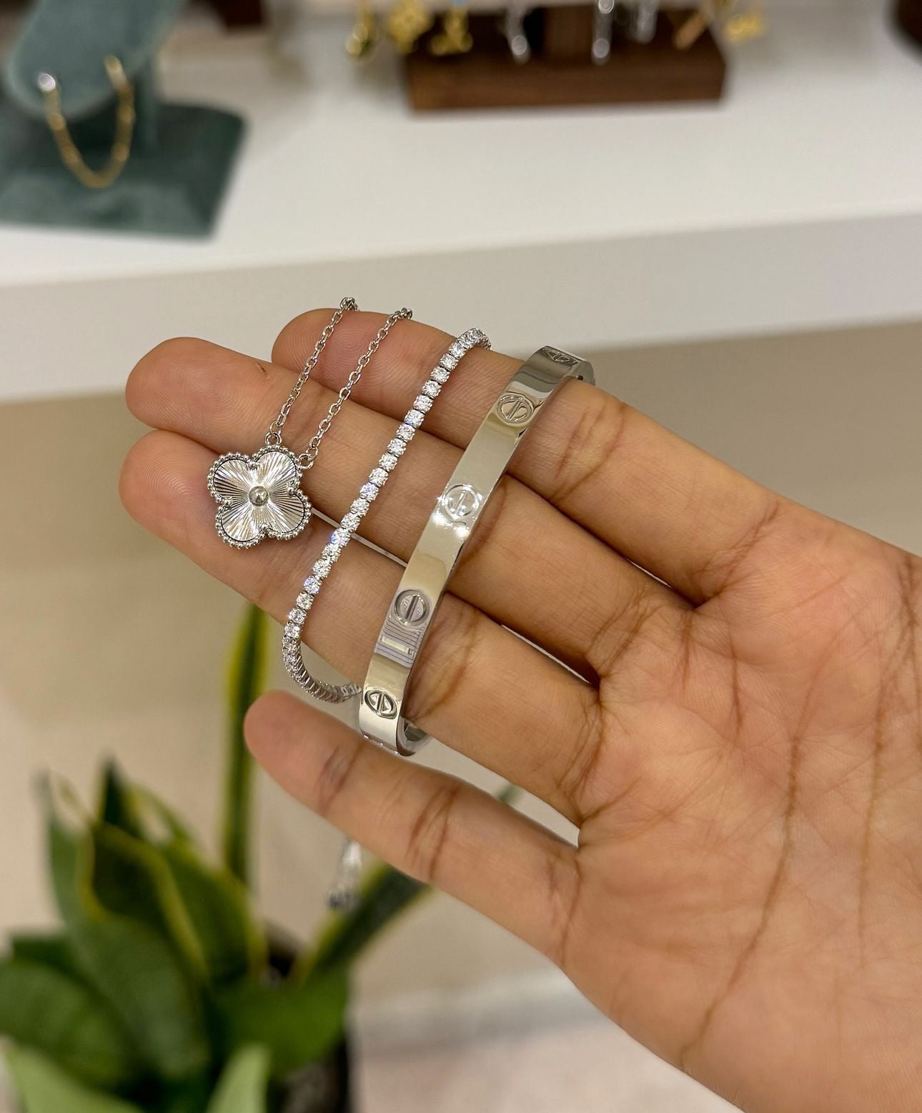 Silver Vintage VC Necklace