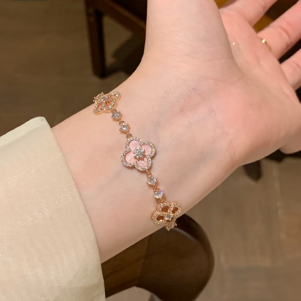 Sapphire Vintage Pink Pearl Crystalle Bracelet