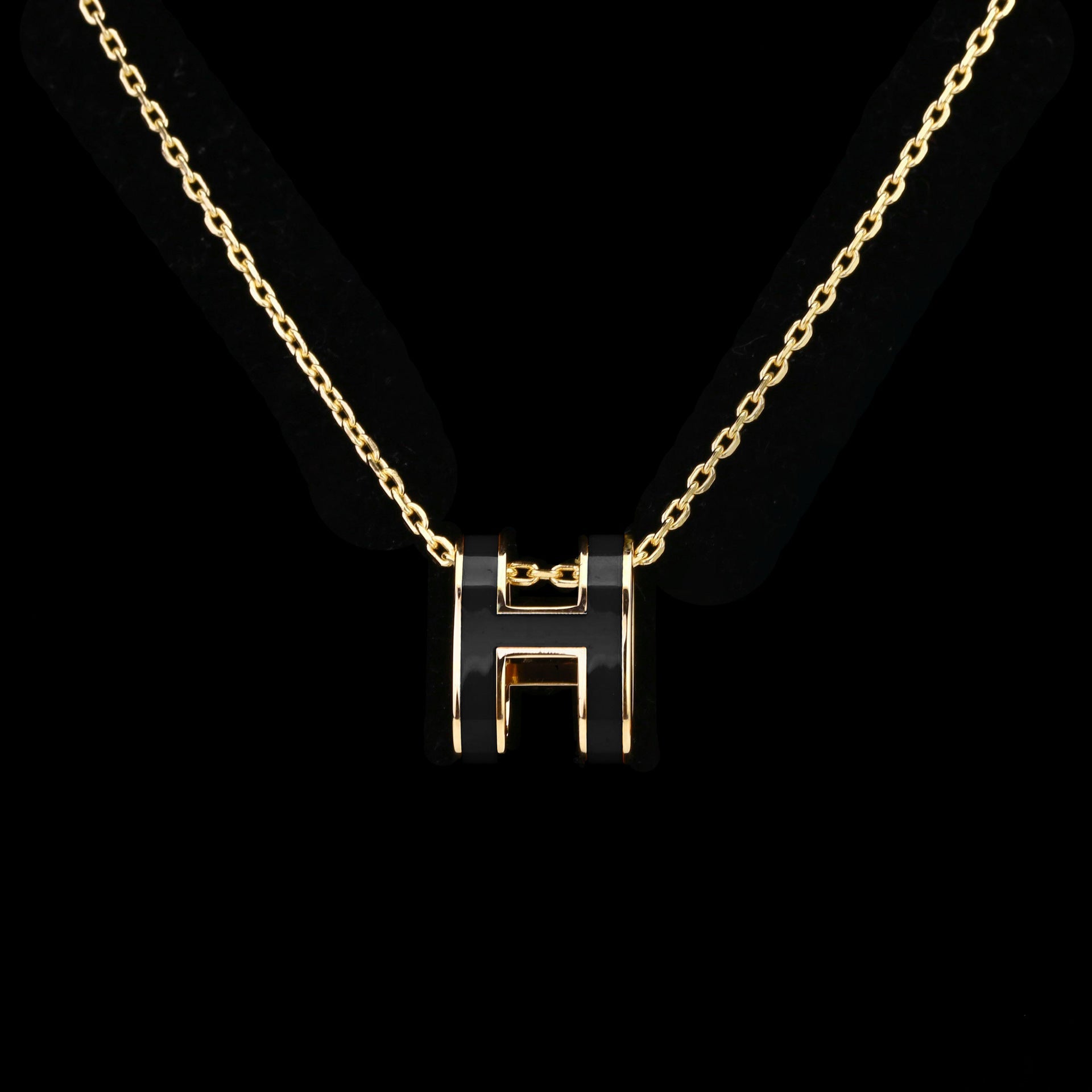 Classy Hemes Necklace (other colours)