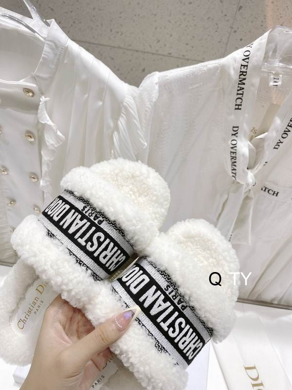 Ivory Plush Cozy Slides
