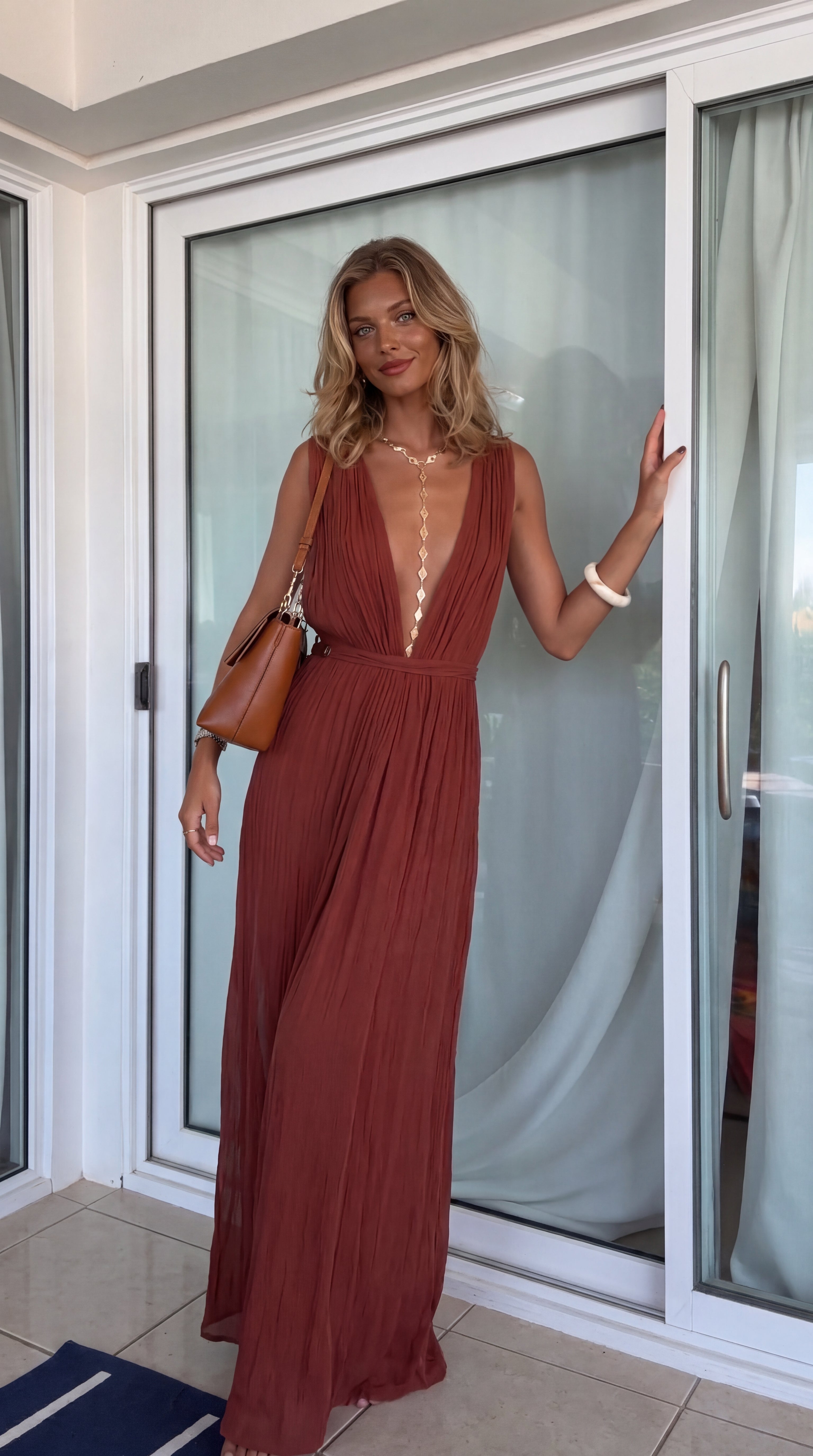 Sira | Mono Vacacional Elegante Escote en V Cintura Acordonada