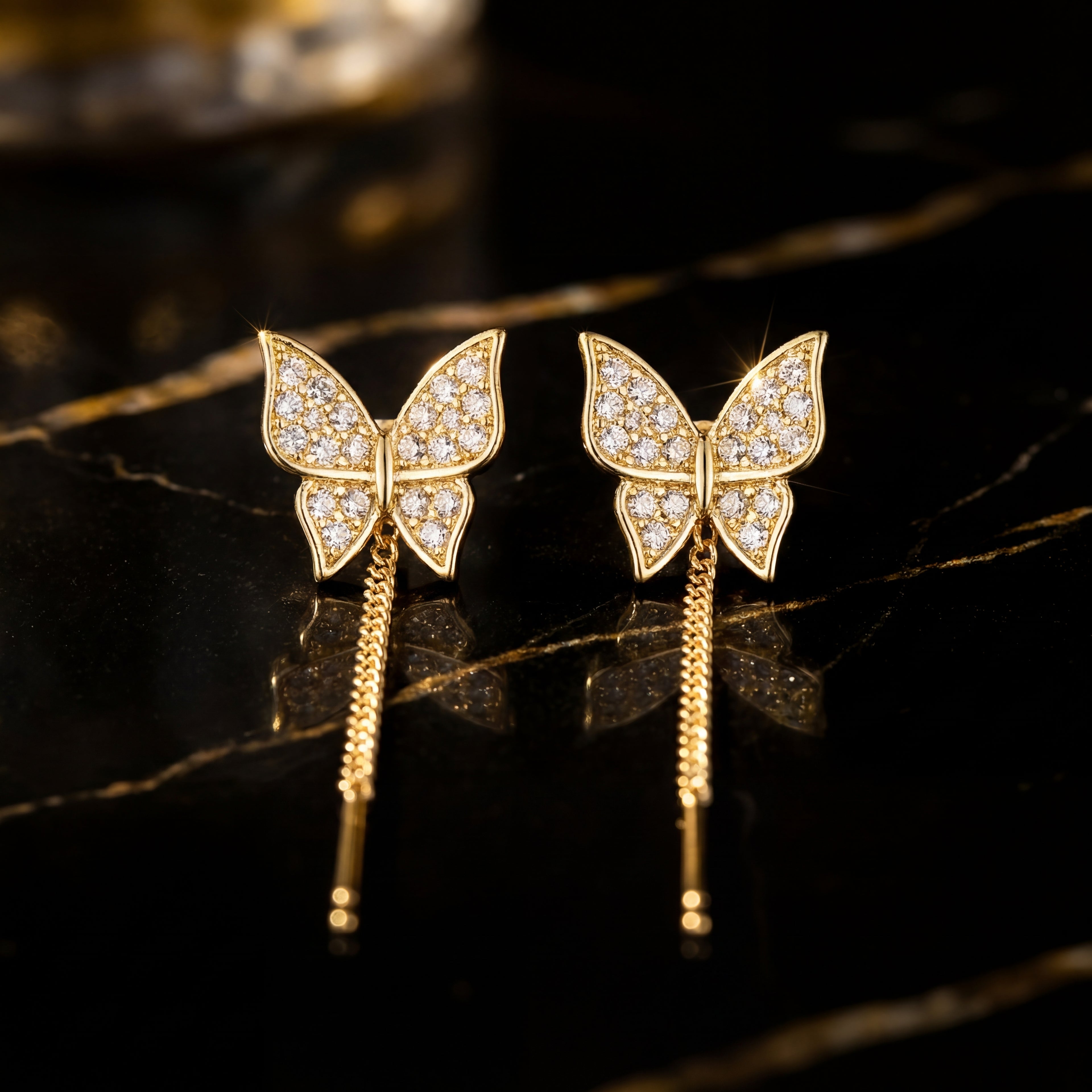 Pendientes Butterfly Dream – Brillo y Tendencia