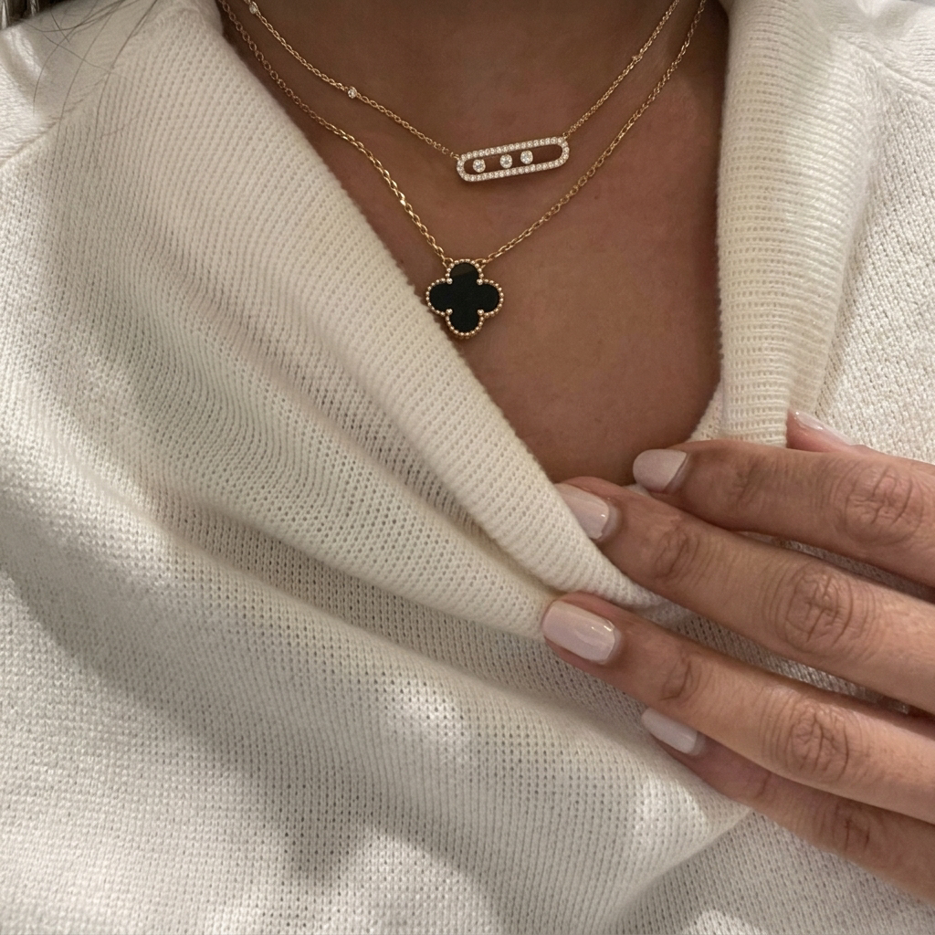 Mira Amor Necklace (in silver & gold)