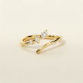 Alinae Gold Novella Ring