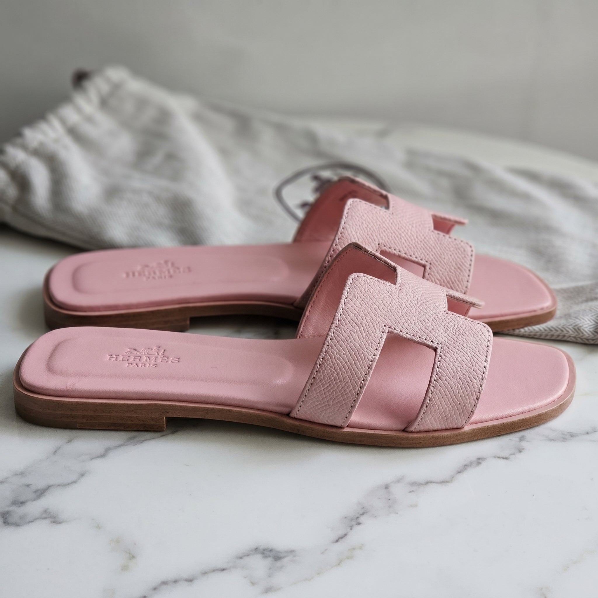 it girl rose sandals