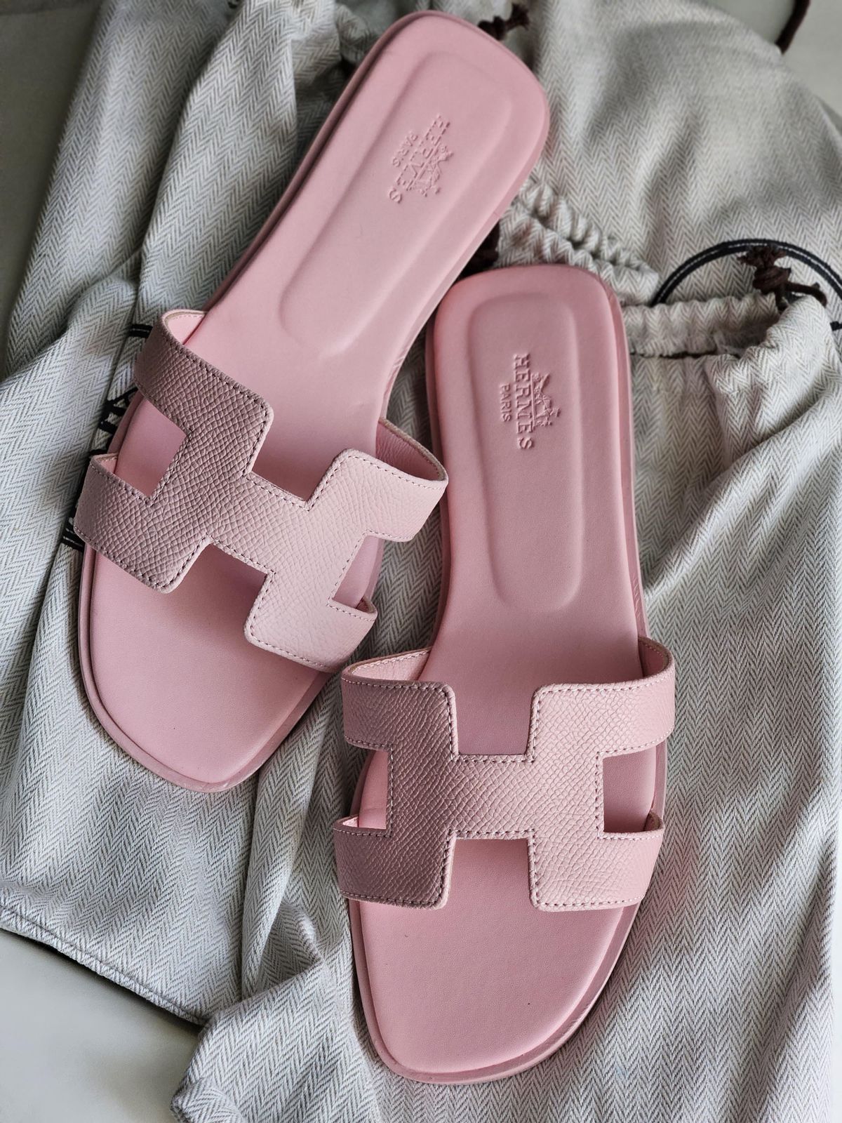 it girl rose sandals